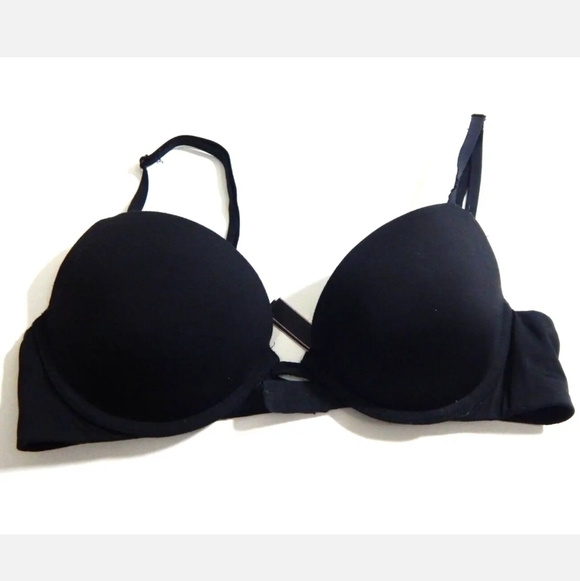 Victoria's Secret Padded Plunge Bra - Picture 1 of 4